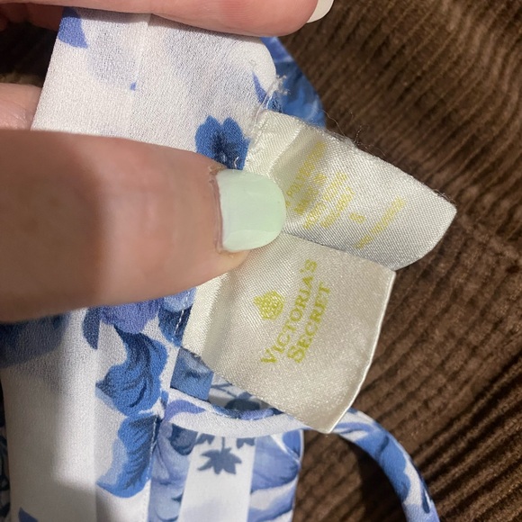 Vintage Victoria’s Secret floral maxi length duster robe - Picture 5 of 5